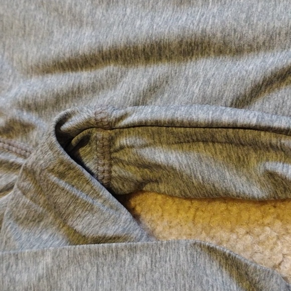 Women's Moheen Yoga Top S - Picture 13 of 16